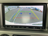 バックモニター付きで、夜道の車庫入れも安心してできます。