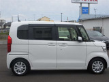 両側パワースライドドア付きだから、狭い駐車スペースなどでの 乗り降りラクラク!