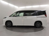 車両本体価格の中に整備料金は入っています。点検・整備後の納車ですので安心してお選び下さい。自社工場完備!経験豊かな整備士が対応いたします。