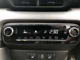 操作しやすいオートエアコン。車内をいつも快適に保つ事が出来ます。