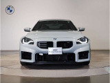 【キドニーグリル】BMWは約90年もの間、ほぼ全ての車両にひと目でBMWだと分かるこの特徴的なフロントグリルが備えられ、デザイン・アイコンとして親しまれてきました。