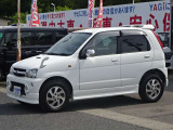 納車時に自社工場にて点検整備をして納車いたします。