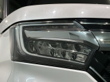 LEDヘッドライトは、点灯の瞬間から最大光量を発揮し、突然暗くなるトンネルなどでの安定感を高めます。
