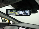 デジタルインナーミラー装備!車両後方のカメラの映像をデジタル補正で視認性を向上させてインナーミラー内に表示します♪視界を遮るものがなく、後席に同乗者がいても後方を確認しやすく安心です♪
