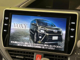 【純正10型ナビ】人気の純正ナビを装備。オーディオ機能も充実しており、Bluetooth接続すればお持ちのスマホやMP3プレイヤーの音楽を再生可能!毎日の運転がさらに楽しくなります!!
