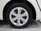 タイヤサイズは185/60R15です。