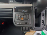 シフトノブの位置も最適配置なので、ラクな姿勢で、快適に運転できます。