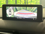 【360&deg;ビューモニター】専用のカメラにより、上から見下ろしたような視点で360度クルマの周囲を確認することができます☆死角部分も確認しやすく、狭い場所での切り返しや駐車もスムーズに行えます。