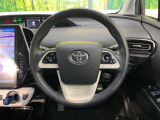 【純正革巻きステアリング】上質な革を使用することで、手にしっかり馴染みとても運転しやすいハンドルです♪