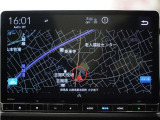 純正11.4インチHondaCONNECTナビ(LXM-247VFLi)&バックカメラが装備されているので、普段の使い勝手もロングドライブも快適です。