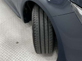 タイヤサイズは215/45R17!残り溝は6ミリ程度です!