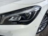 ●LEDヘッドライト:夜間走行時も良好な視界を確保し安心して運転できる高輝度LEDヘッドライトを装備!点灯速度が早く、消費電力も抑えられています。