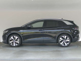 当店は、隣接地に新車ショールームを構え、徒歩数分の場所にはVW車のサービス拠点としては、全国最大規模の港北カスタマーサービスセンターを構え、お客様の様々なニーズにお応えできる体制でお待ちしております。