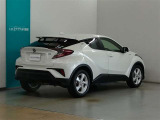 C-HR ハイブリッド 1.8 S LED パッケージ