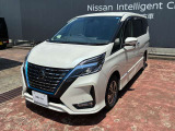 セレナ 1.2 e-POWER ハイウェイスターV 