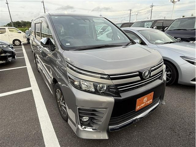 ヴォクシー 2.0 ZS 煌II ワンオーナー 禁煙車 純正ナビ