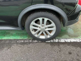 純正アルミホイール付!このお車にぴったりなホイールが付いてます◎