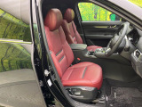 運転席シート廻りは使用感も少なく、良好な状態となっています。丁寧に使われていたことがよくわかりますね。