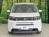 弊社では、全車『修復歴なし』のお車のみ取り扱っております。専任バイヤーによる厳選した仕入れの後、入庫後の車両チェックを行い、ネクステージが認定した高品質な中古車をご提供しております。