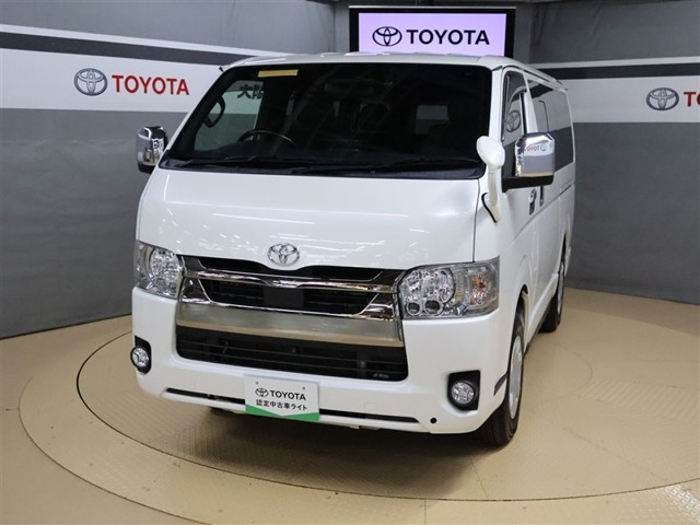 トヨタ ハイエースバン 