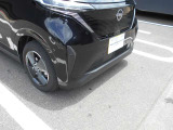 移動物が近づくと知らせてくれるMOD付きです。車の周りを歩いている人や自転車など動いているものを検知してディスプレイへの表示とブザーでドライバーに注意を促します。