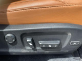店舗にて現車の確認もいただけますので、お電話で在庫のご確認の上是非ご来店くださいませ。