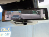 バックカメラ装備しております。駐車時に大変役に立ちますよ。駐車が苦手な方にも便利機能です。