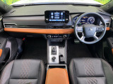 アウトランダー PHEV 2.4 P 4WD 
