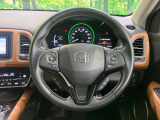 【純正革巻きステアリング】上質な革を使用することで、手にしっかり馴染みとても運転しやすいハンドルです♪