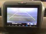 【バックカメラ】運転が苦手な方も車庫入れラクラクです!ギアをリバースに入れれば自動的に切り換わりますので、面倒な操作は不要です♪狭い駐車場もお車を傷つけず安心ですね!