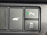 【パワーバックドア】スマートキーや運転席のボタンを押すだけでリアゲートが自動で開閉します!荷物を持っている時や、高い位置にあるバックドアを閉める際に便利な機能です♪