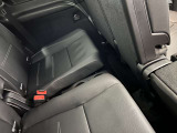 メルセデス・ベンツの定める厳しい基準をクリアしたお車のみをご案内させて頂きます。納車前整備はメーカー規定に基づき当店3Fの指定工場で入念に行なわれます。熟練のメカニックがお客様のお車を整備致します。