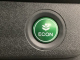 ★ECONスイッチ★ エコドライブを加速しよう!スイッチをONにすると、運転の仕方によるロスを抑え込み燃費をよくするようクルマが頑張ります(*^ー^*)燃費向上にチャレンジ♪