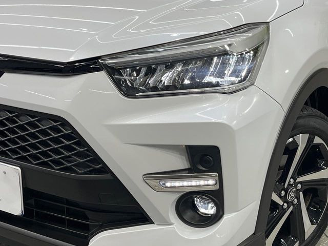 トヨタ ライズ 1.2 Z の中古車詳細 (21,770km, ブラックマイカ