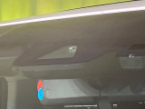 【トヨタセーフティセンス】走行中に前方の車両等を認識し、衝突しそうな時は警報とブレーキで衝突回避と被害軽減をアシスト。より安全にドライブをお楽しみいただけます。