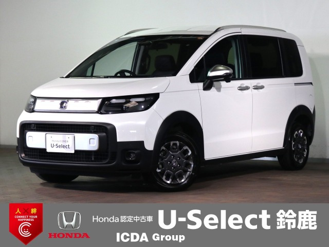 フリード 1.5 e:HEV クロスター 4WD