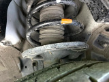 お車を安心してお乗りいただく為には、足回りの定期点検が欠かせません。サービスサポート(有償保証)では無料点検もご提供しており、安心のカーライフをお過ごしいただけるサポート体制が整っています。