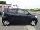 当社の在庫は、お客様に快適にお乗り頂ける様、次の車検も取って頂ける様、納車整備に力をいれ、期待以上のモノをお届けできるように、日々努力しております!