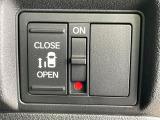 【パワースライドドア】スマートキーや運転席のスイッチでスライドドアの開閉が可能♪電動だから力を入れてドアを開ける必要が無く、小さいお子様でも、重い荷物を持っている時もラクに開け閉めできます♪
