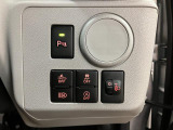 障害物までの距離に応じて警告音を変えてお知らせしてくれます!縦列駐車や車庫入れの際の取り回しをサポートしてくれます!