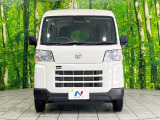 弊社では、全車『修復歴なし』のお車のみ取り扱っております。専任バイヤーによる厳選した仕入れの後、入庫後の車両チェックを行い、ネクステージが認定した高品質な中古車をご提供しております。
