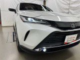 LEDヘッドライトです。デザイン性がよくとても明るいので、夜間の走行や悪天候でも安心です。しかも長寿命!