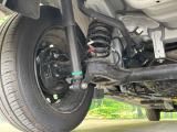 お車を安心してお乗りいただく為には、足回りの定期点検が欠かせません。サービスサポート(有償保証)では無料点検もご提供しており、安心のカーライフをお過ごしいただけるサポート体制が整っています。