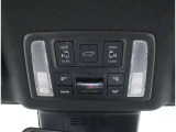 デュアルパワースライドドア&パワーバックドア装備!運転席周りのスイッチひとつで各ドアを自動で開閉でき楽々スムース♪スマートキーを携帯していれば、スイッチを押すだけで解錠&ドアオープンできます♪