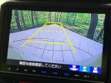 【バックカメラ】駐車時に後方がリアルタイム映像で確認できます。大型商業施設や立体駐車場での駐車時や、夜間のバック時に大活躍!運転スキルに関わらず、今や必須となった装備のひとつです!