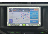 最近のHDDナビはすごい!まず、地図も細かい尺度でより正確です!また、検索スピードも速いので、ストレスがないです!その上、何枚ものCDデータを録音できるので、便利です!(CDを持ち歩かなくても○)
