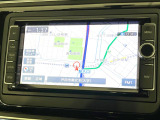 ●純正ナビ:一体感のあるナビは、高級感ある車内を演出してくれます。オーディオ機能も充実しておりますので、運転もより楽しめます♪