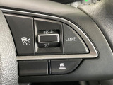 【アダプティブクルーズコントロール】高速道路での長距離走行が楽に!!自動で速度を保つクルーズコントロールが、衝突軽減システムと連携し、前方の車両を感知して車間を保つように速度調節してくれます!!