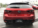 美しさは欧州車に引けを取らないリアビューのデザイン