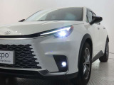 【オートライト】車外の明るさに応じて、自動的にライトの点灯・消灯をしてくれます。トンネルが続くような道でも、いちいちライトスイッチを操作する必要がありません。消し忘れの心配もありません。